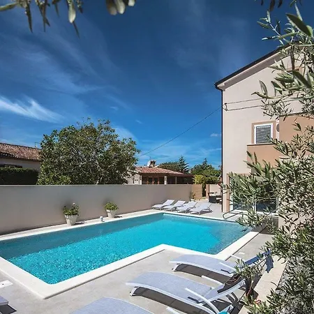 Holiday home Granny House Medulin